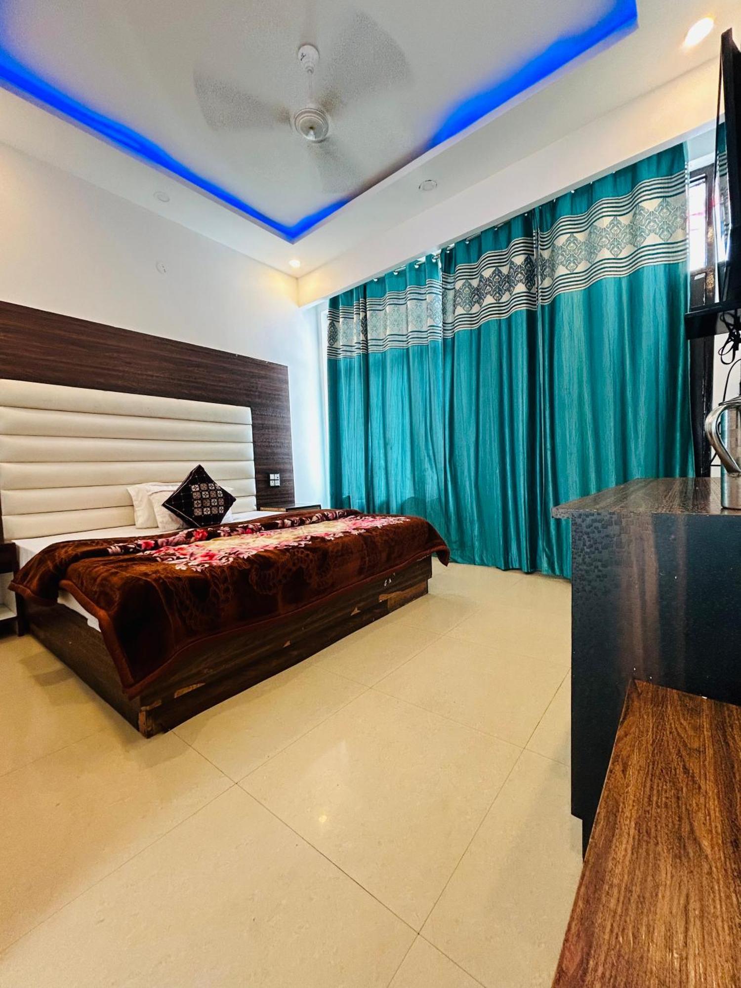 Rahul Hotel & Restaurant Mussoorie Dış mekan fotoğraf