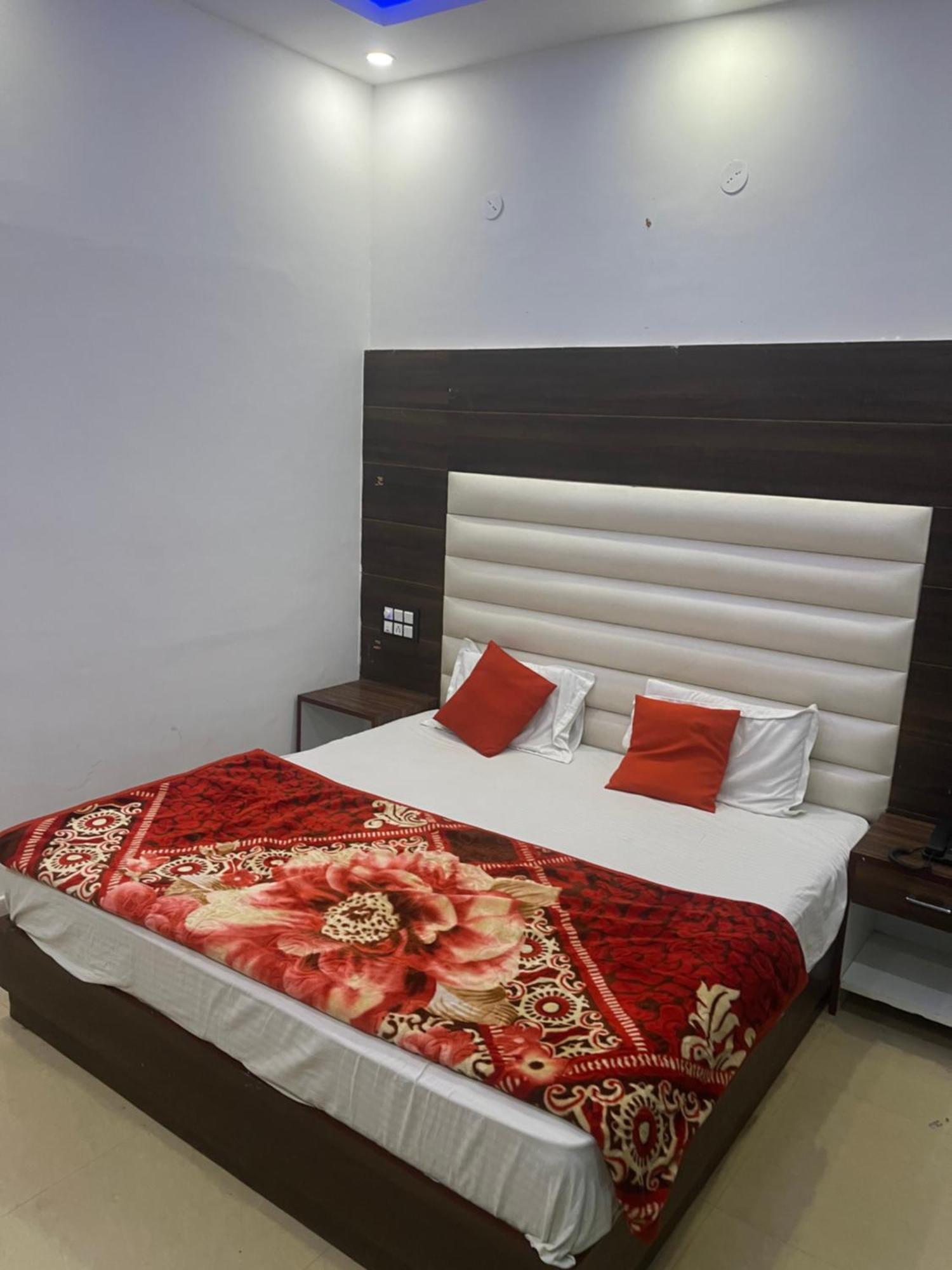 Rahul Hotel & Restaurant Mussoorie Dış mekan fotoğraf