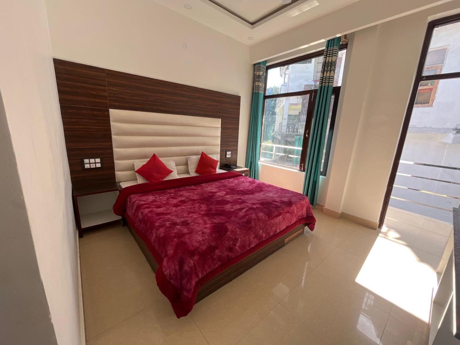 Rahul Hotel & Restaurant Mussoorie Dış mekan fotoğraf