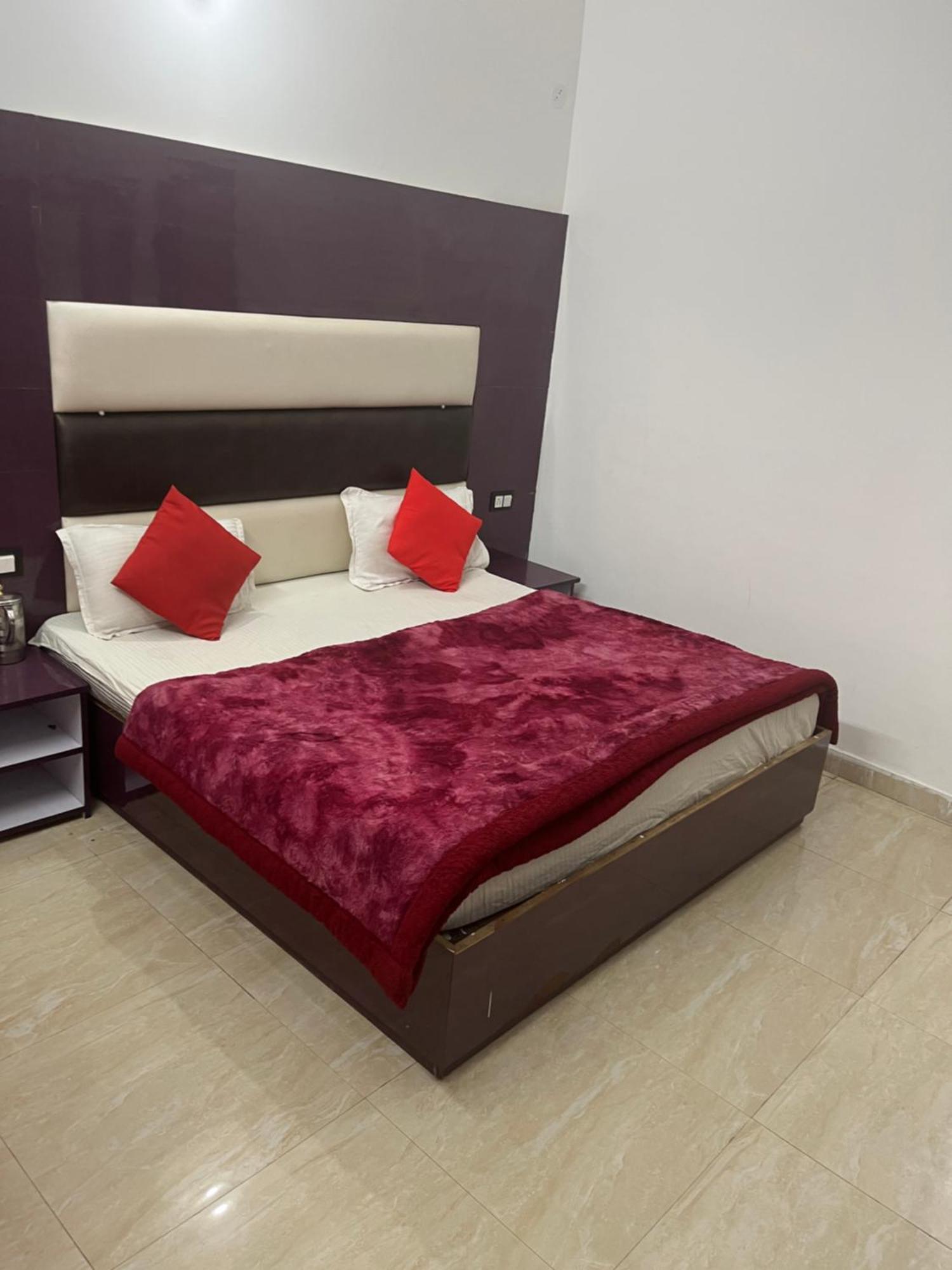 Rahul Hotel & Restaurant Mussoorie Dış mekan fotoğraf