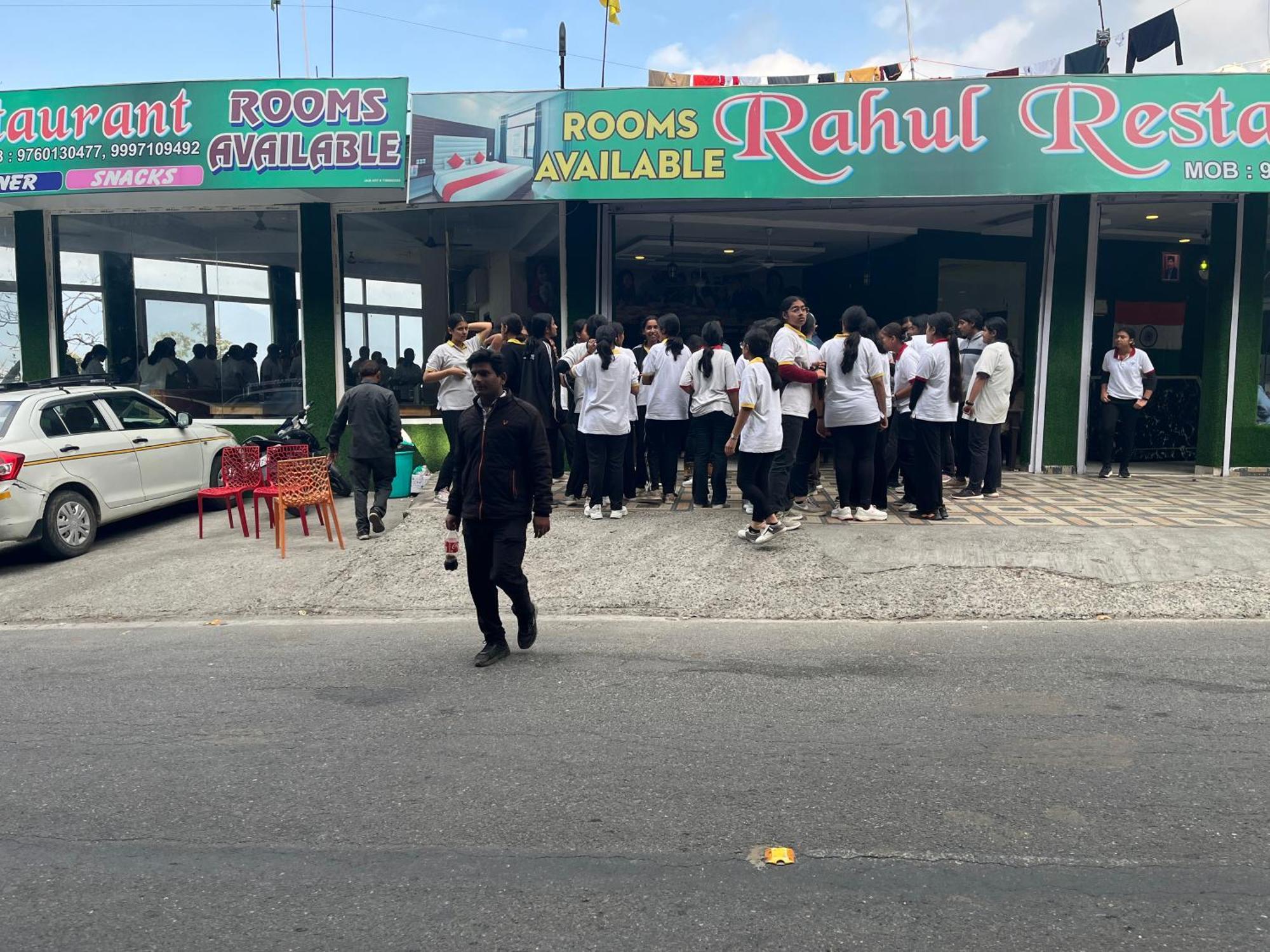 Rahul Hotel & Restaurant Mussoorie Dış mekan fotoğraf